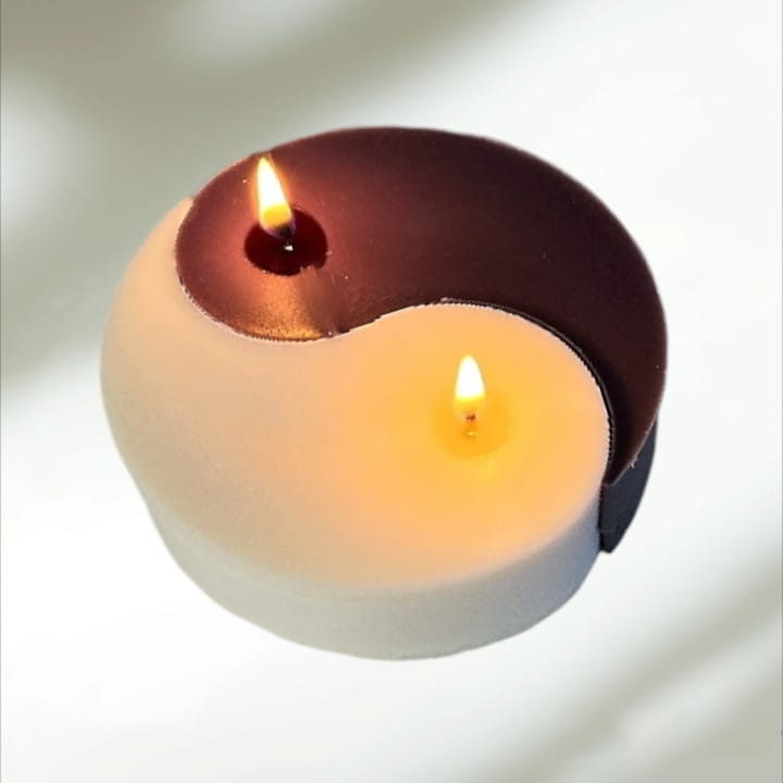 CANDLES CITY -- SCENTED YIN YANG CANDLE