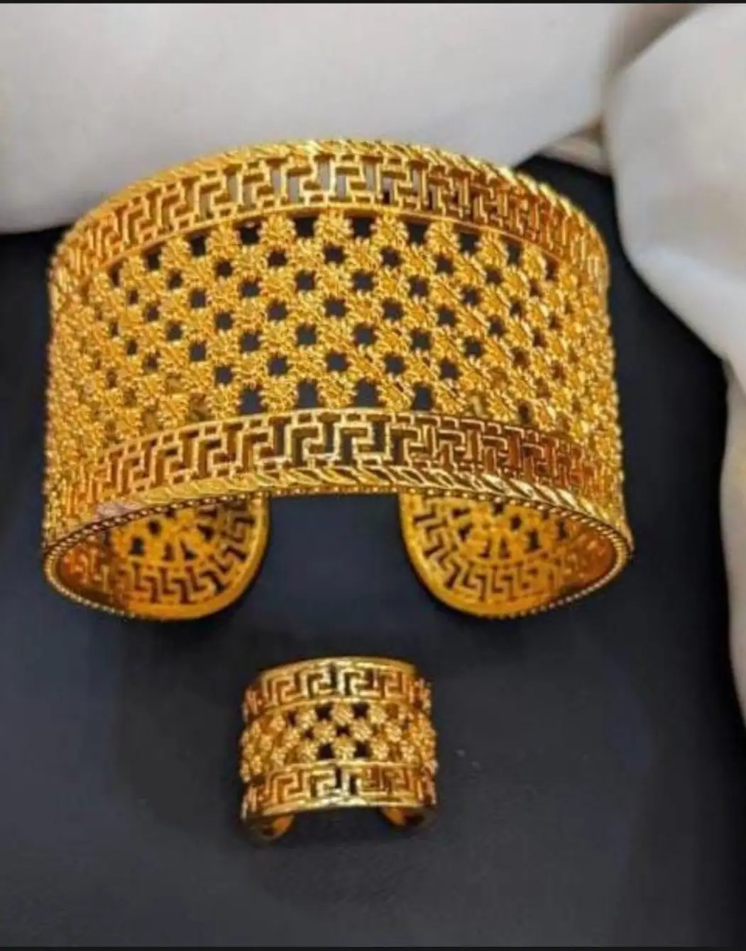 GOLDEN PLATED KURRA WITH SAME STYLE RING
