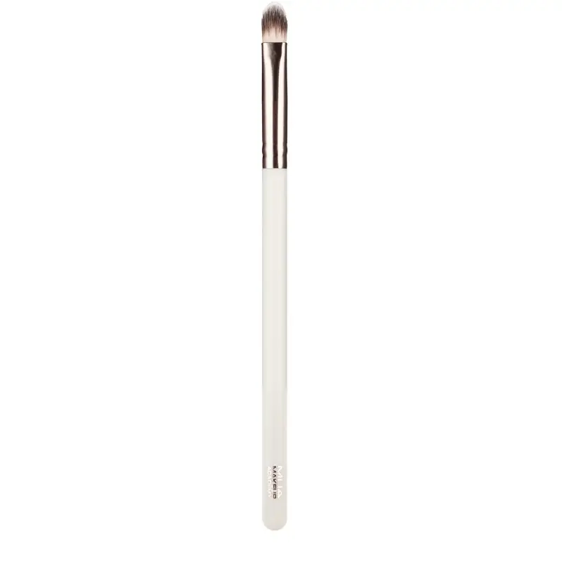 Mua Small Flat Eye Brush - 5055402982305