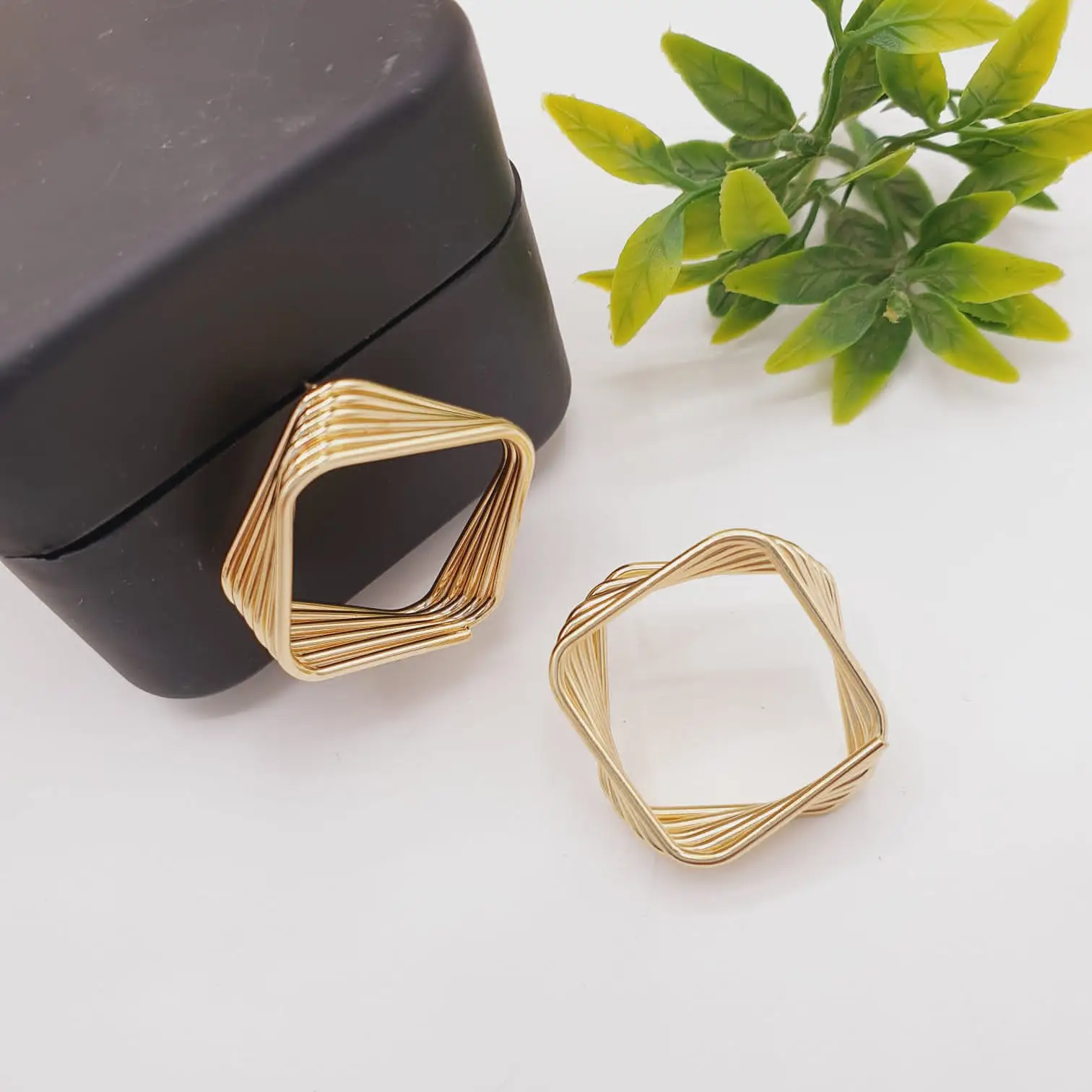 Gold color Earings
