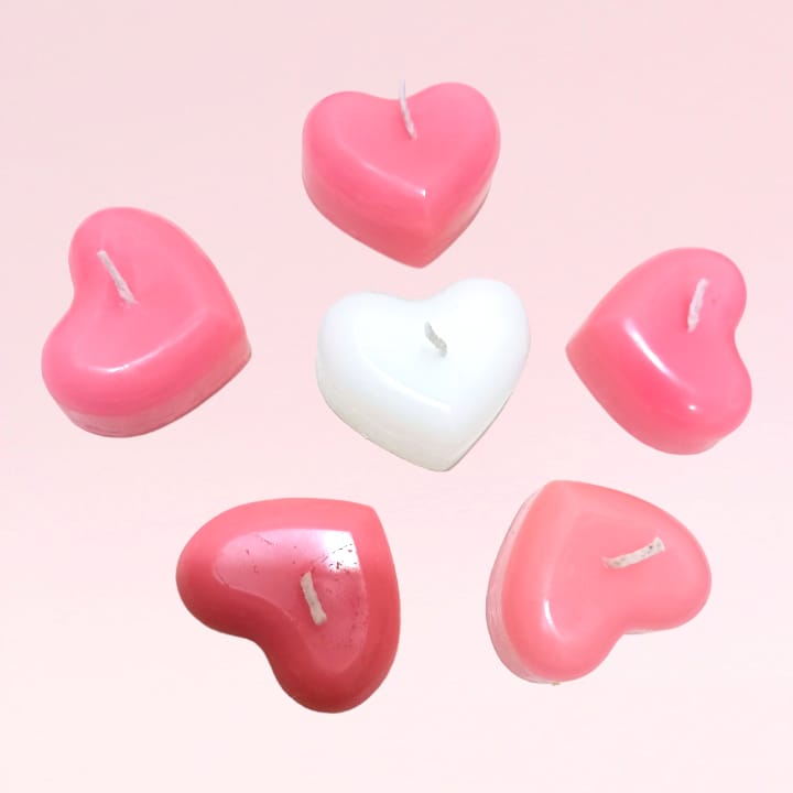 CANDLES CITY -- PACK OF 6 - PINK & WHITE - TEALIGHT HEART CANDLES/ LOVE CANDLE/ VALENTINE GIFT CANDLE