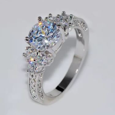 Exquisite Fashion Silver Color Engagement Rings: Elegant, Stylish, and Trendy Rings for Your Special Moment