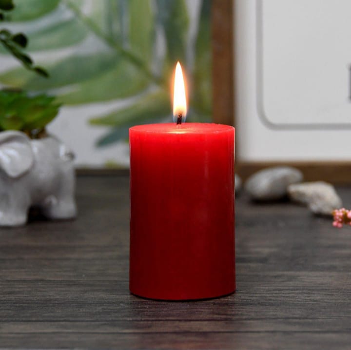 CANDLES CITY -- SCENTED RED PILLAR CANDLE (3.5x2 inches)