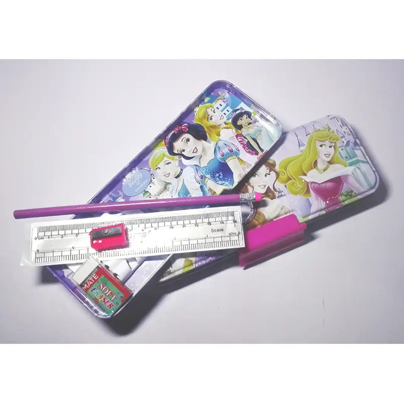 Princes Geometry Box With Stationery