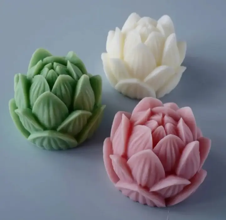 CANDLES CITY -- SCENTED BEAUTIFUL LOTUS FLOWER SHAPED CANDLE (01 Pc)