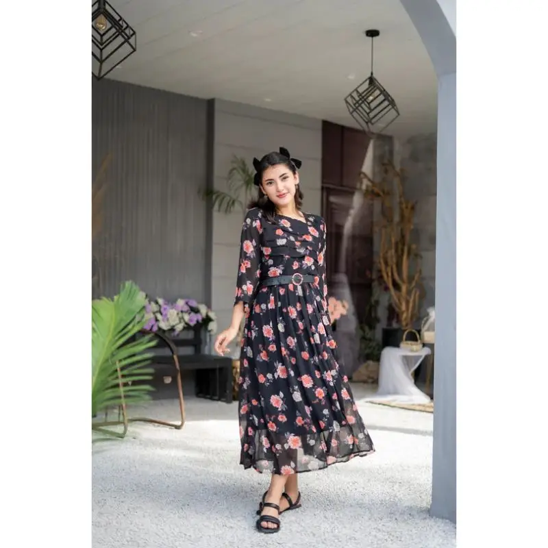 Zonayah Black Rose Dress