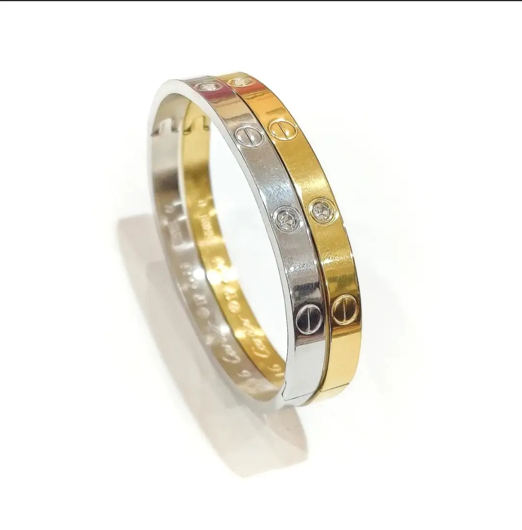 Trendy Style Golden Kurra