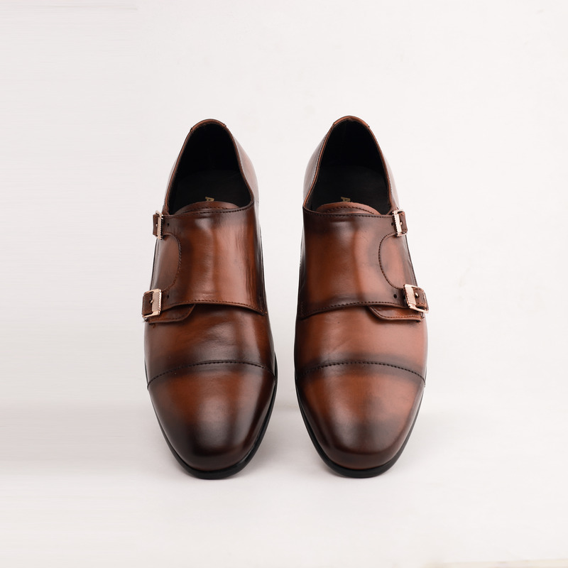 Palermo Brown by akshoes